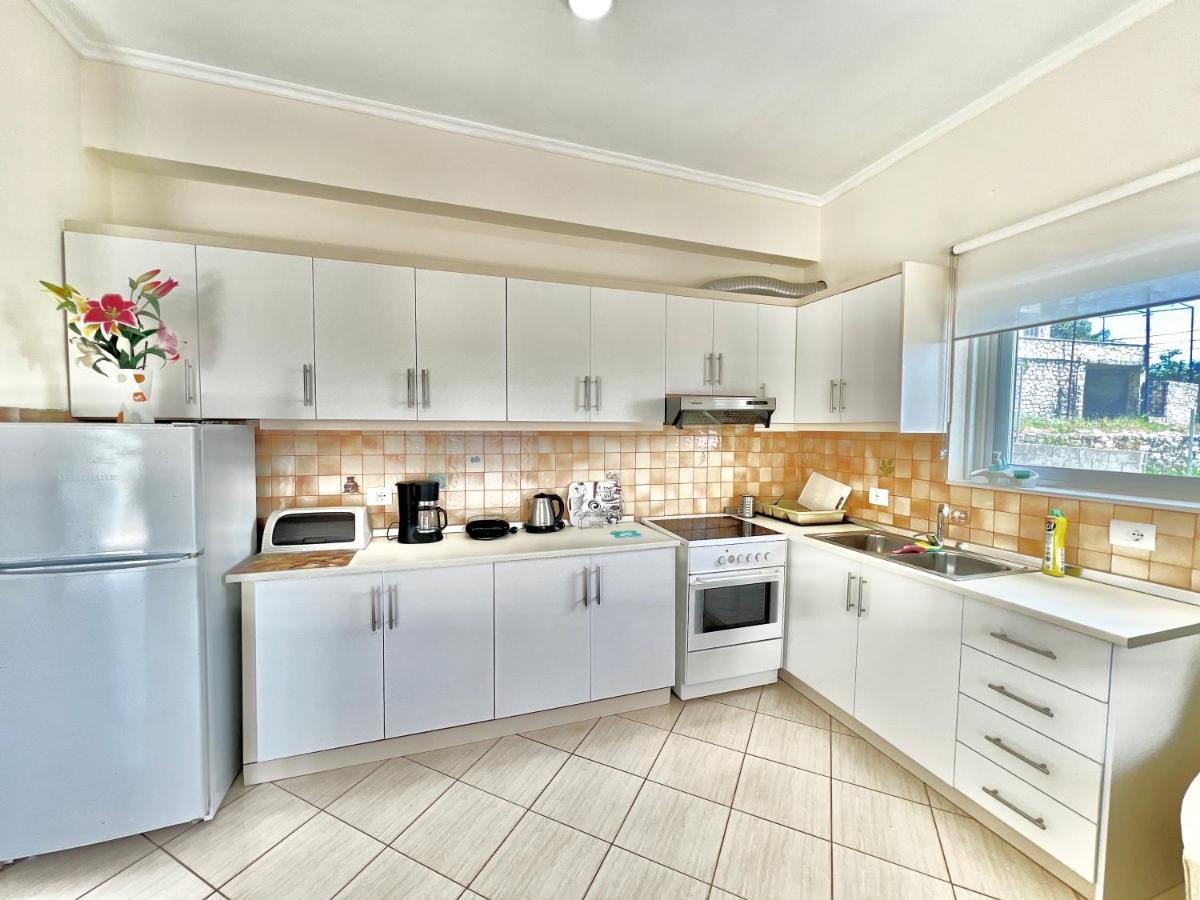 Propery Under Renovation Apartment Саранде Екстериор снимка