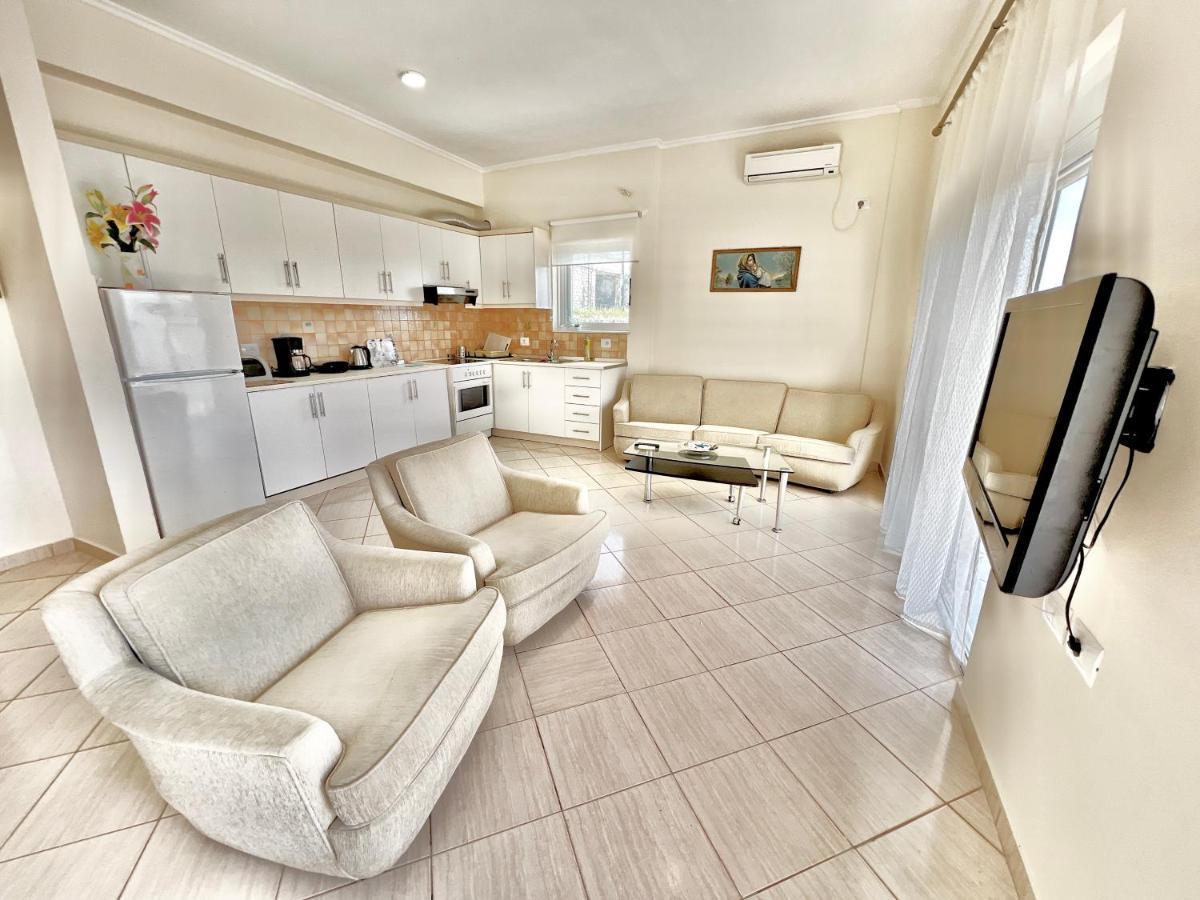 Propery Under Renovation Apartment Саранде Екстериор снимка